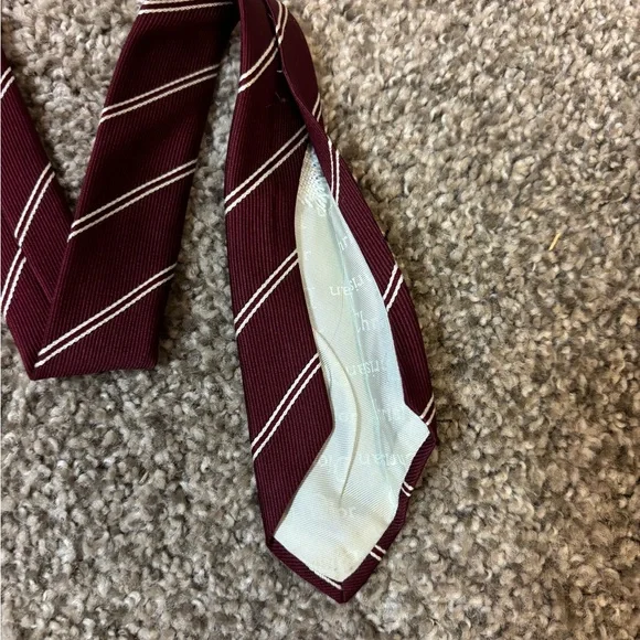 Christian Dior Neck Tie Mens Red Maroon / White Striped Pattern Poly/Silk Blend. - Picture 5 of 5